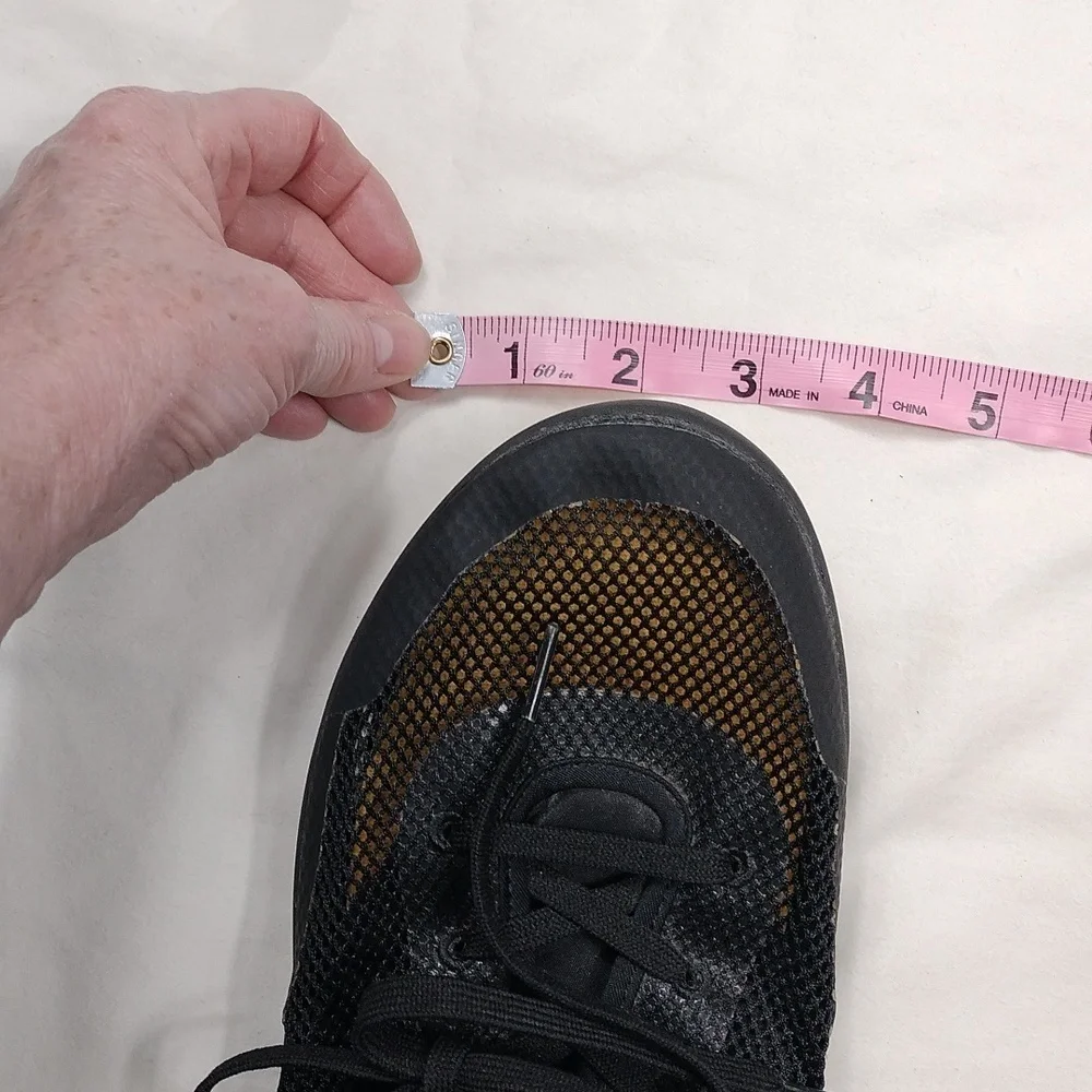 Caterpillar unisex mesh shoes men's size 11 and women's size 13